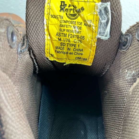 dr martens industrial slip resistant boots - Picture 3 of 9